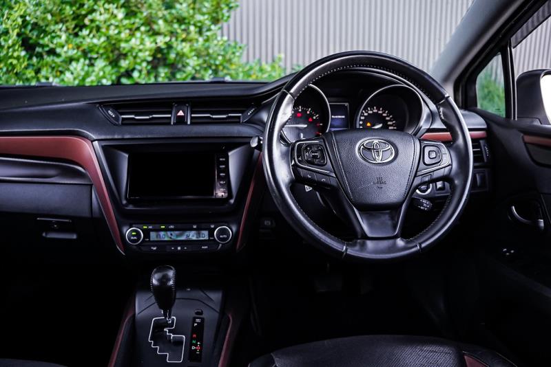 2016 Toyota Avensis Li Wagon