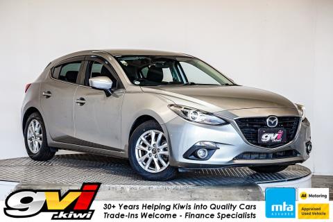 2014 Mazda Axela 15S / 3 Sport - Thumbnail