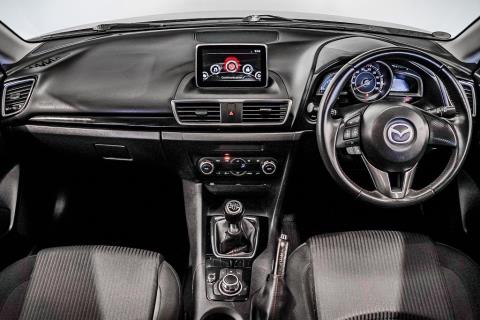 2014 Mazda Axela 15S / 3 Sport - Thumbnail