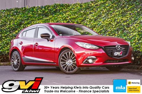 2014 Mazda Axela / 3 Sport