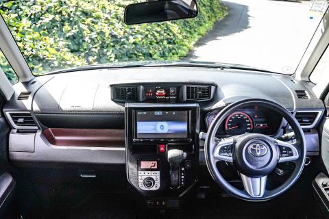 2017 Toyota Tank / Roomy G-T - Thumbnail