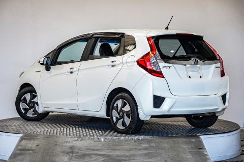 2014 Honda Fit Hybrid L / Jazz - Thumbnail