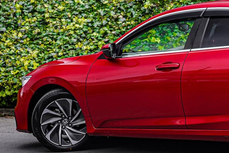 2019 Honda Civic Hybrid / Insight