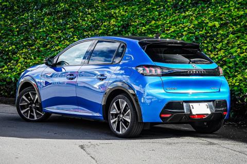 2020 Peugeot e-208 GT Line Electric - Thumbnail