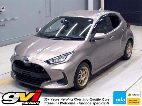 2020 Toyota Yaris Hybrid Z