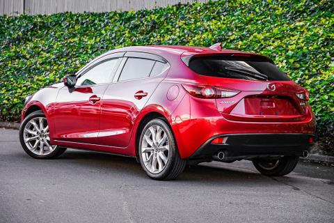 2015 Mazda Axela 20S / 3 Ltd - Thumbnail