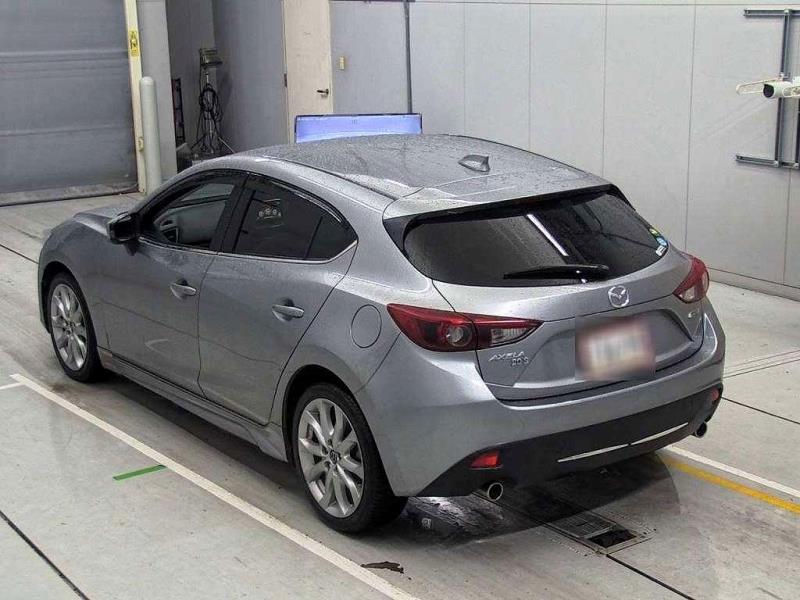 2014 Mazda Axela 20S / 3 Sport Hatch