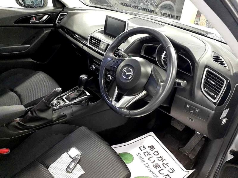 2014 Mazda Axela 20S / 3 Sport Hatch