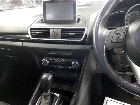 2014 Mazda Axela 20S / 3 Sport Hatch - Thumbnail