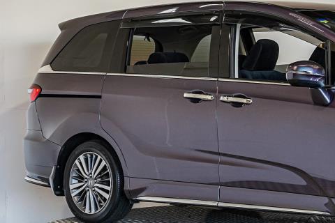 2017 Honda Odyssey G Aero - Thumbnail