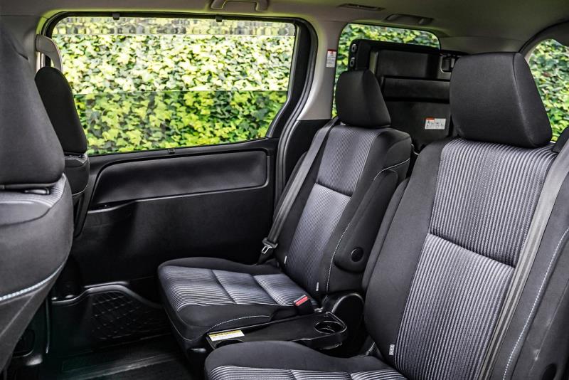 2014 Toyota Voxy ZS / Noah