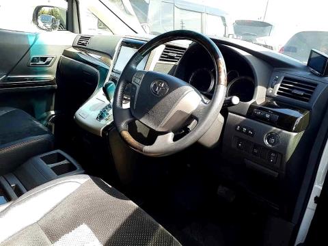 2014 Toyota Vellfire 2.4Z / Aplhard - Thumbnail