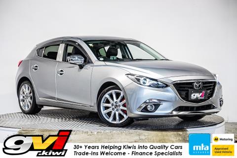2014 Mazda Axela 20S / 3 Sport