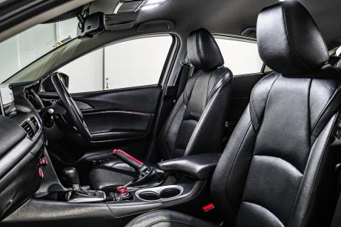 2014 Mazda Axela 20S / 3 Sport - Thumbnail