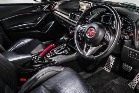 2014 Mazda Axela 20S / 3 Sport - Thumbnail