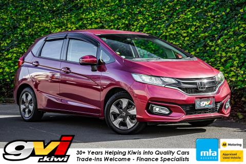 2017 Honda Fit L Hybrid / Jazz