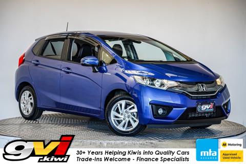 2015 Honda Fit L Hybrid / Jazz - Thumbnail