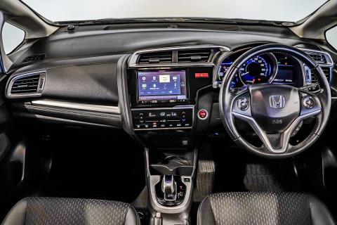 2015 Honda Fit L Hybrid / Jazz - Thumbnail