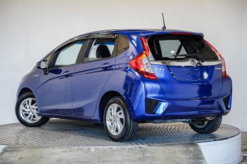 2015 Honda Fit L Hybrid / Jazz - Thumbnail
