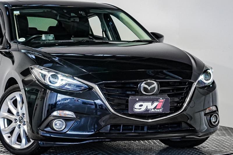 2015 Mazda Axela 20S / 3 LTD
