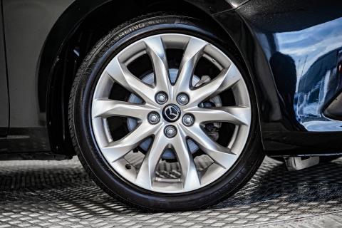 2015 Mazda Axela 20S / 3 LTD - Thumbnail