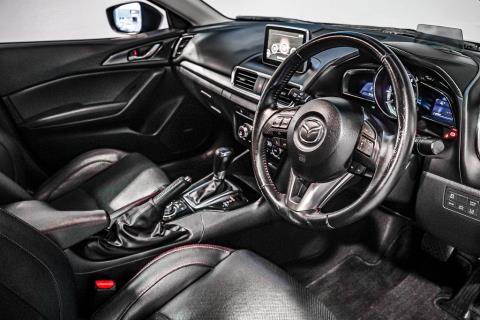 2015 Mazda Axela 20S / 3 LTD - Thumbnail