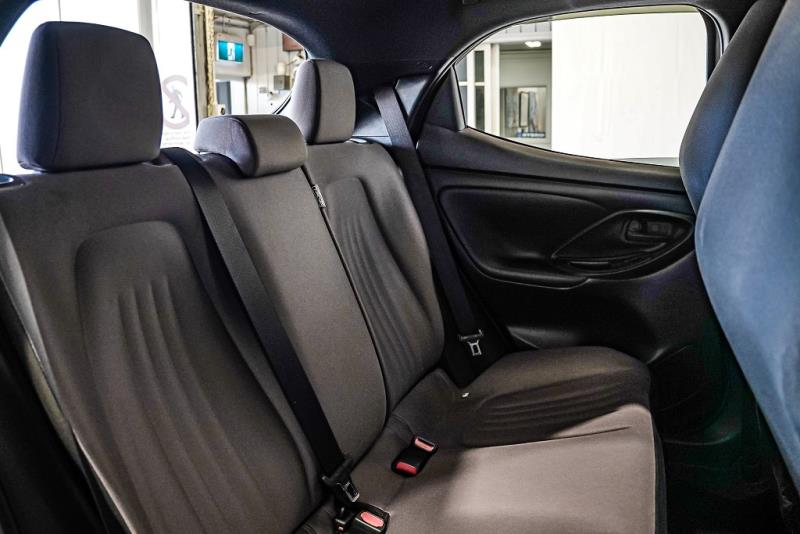 2020 Toyota Yaris G Hybrid / Vitz