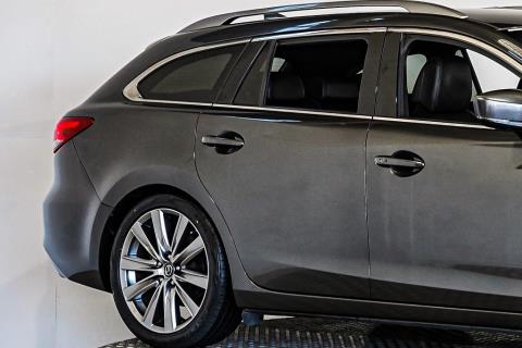 2019 Mazda Atenza 25S / 6 Ltd Wagon - Thumbnail
