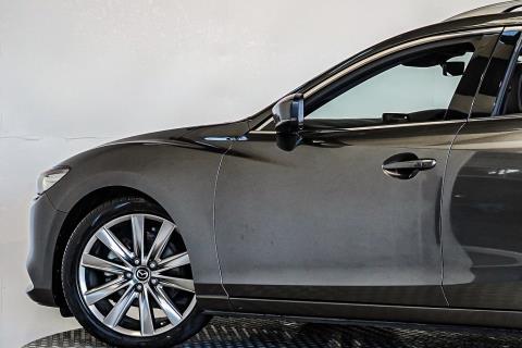 2019 Mazda Atenza 25S / 6 Ltd Wagon - Thumbnail