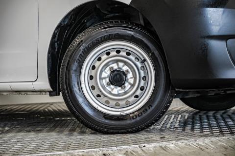 2020 Nissan NV200 / Vanette - Thumbnail