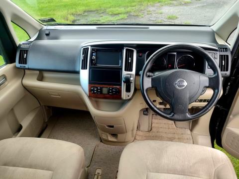 2008 Nissan Serena 8 Seater - Thumbnail