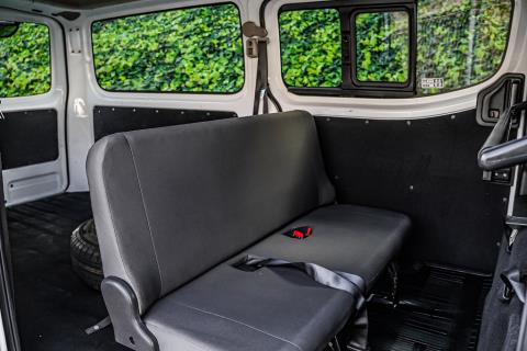 2022 Nissan NV350 / Caravan DX Long - Thumbnail