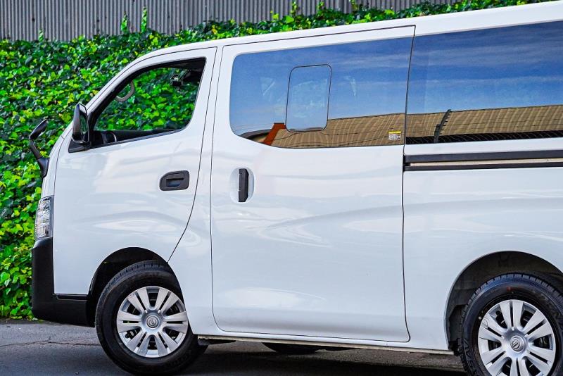 2022 Nissan NV350 / Caravan DX Long