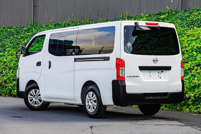2022 Nissan NV350 / Caravan DX Long