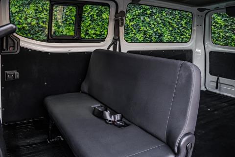 2022 Nissan NV350 / Caravan 5 Door - Thumbnail