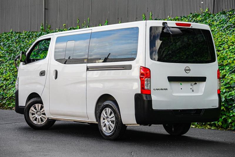 2022 Nissan NV350 / Caravan 5 Door