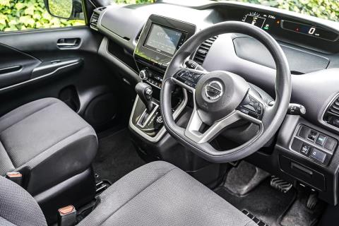 2017 Nissan Serena / NV200 - Thumbnail