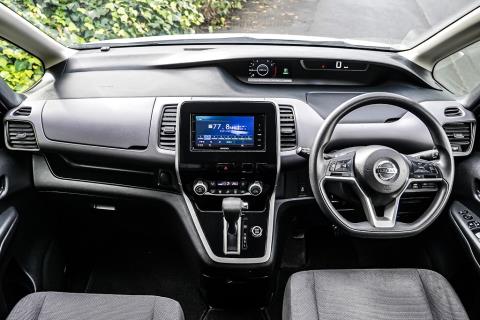 2017 Nissan Serena / NV200 - Thumbnail
