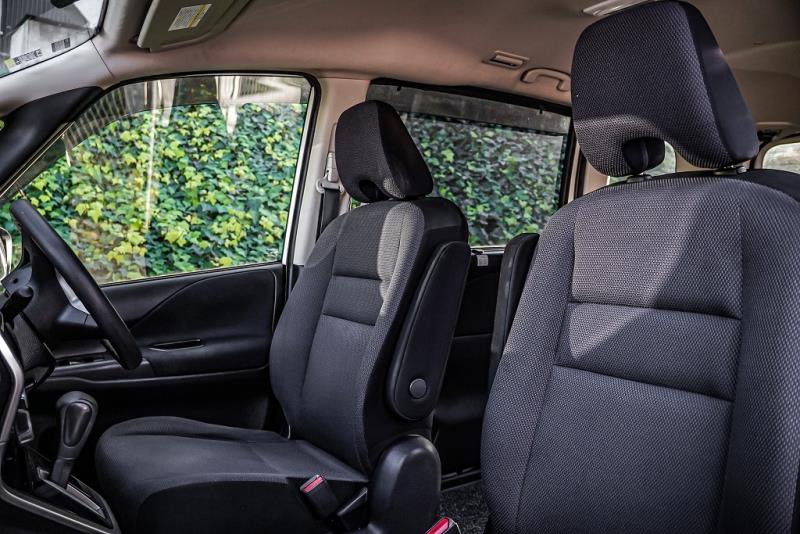 2017 Nissan Serena / NV200