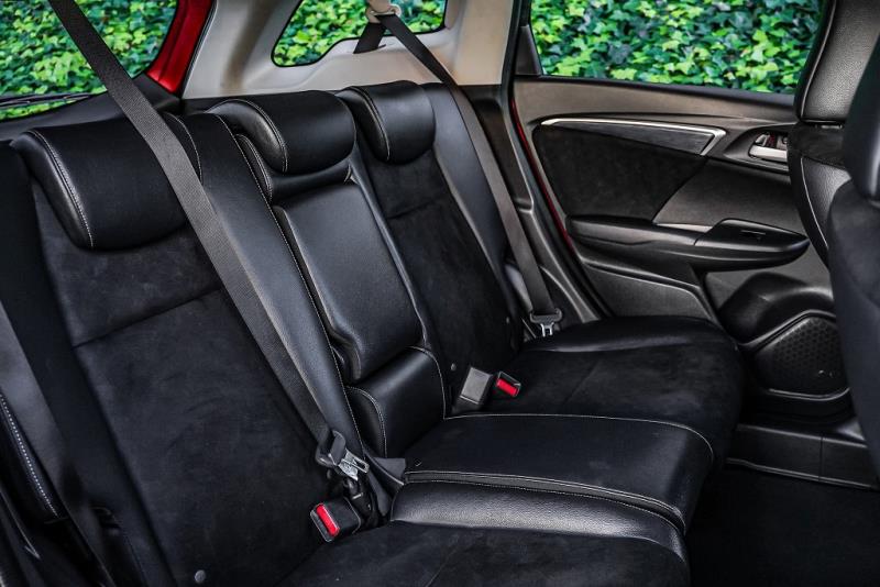 2017 Honda Shuttle Hybrid