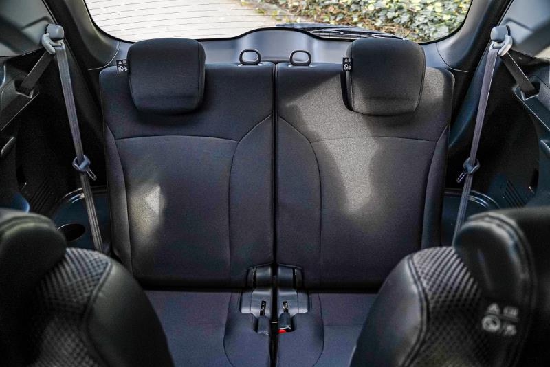 2016 Honda Jade Hybrid / Shuttle