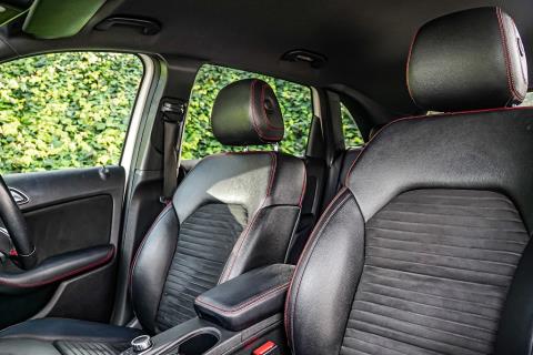 2015 Mercedes-Benz B 180 AMG Line - Thumbnail