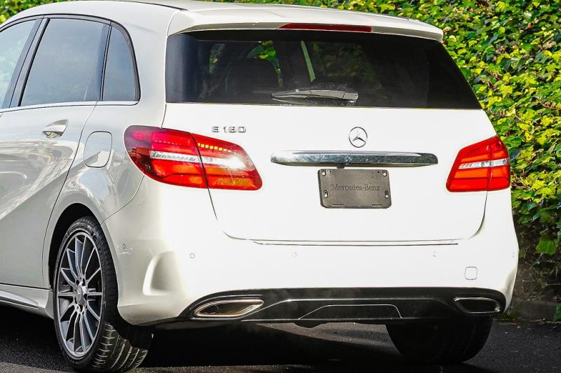 2015 Mercedes-Benz B 180 AMG Line