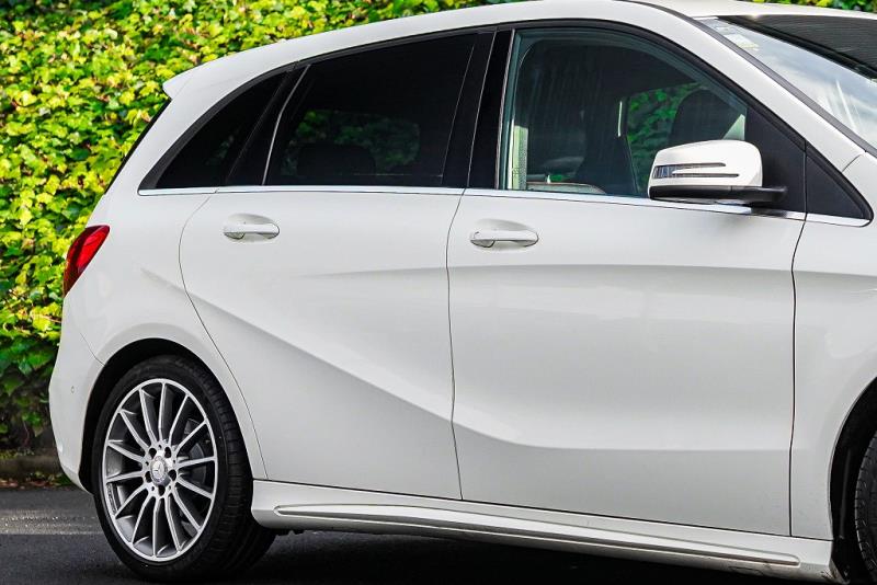 2015 Mercedes-Benz B 180 AMG Line