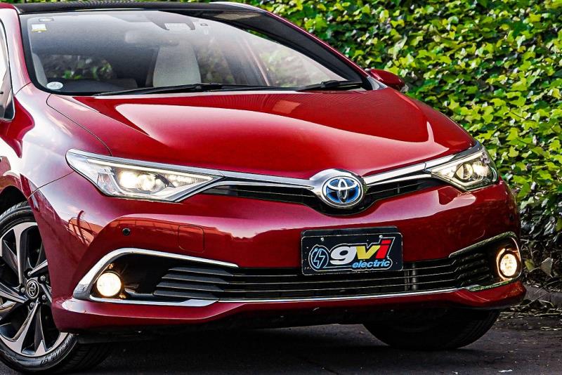 2016 Toyota Auris Hybrid / Corolla