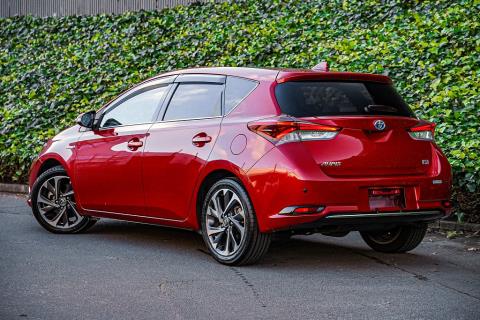 2016 Toyota Auris Hybrid / Corolla - Thumbnail