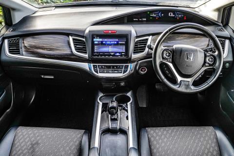 2018 Honda Jade Hybrid X - Thumbnail