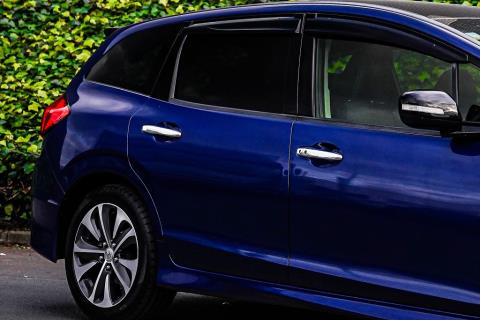 2018 Honda Jade Hybrid X - Thumbnail