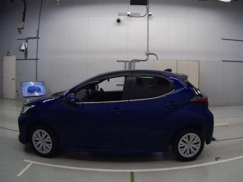 2020 Toyota Yaris Hybrid Z - Thumbnail