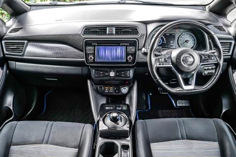 2018 Nissan Leaf 40X 87% SOH - Thumbnail
